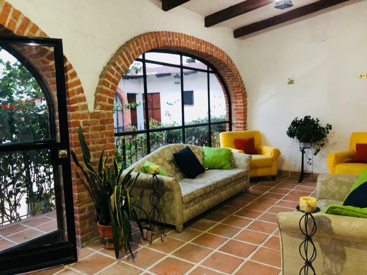 Casa De Los Ojeda Альенде Экстерьер фото